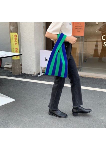 Siyah Haki 1 Adet Yeni Moda Kolu Çanta Kadın Örme Alışveriş Çantası Katlanabilir Şerit Baskı Örgü Omuz Çantaları Rahat Yün Tote (Yurt Dışından) modelleri