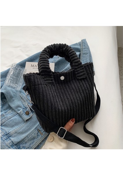 Siyah 2022 Yeni Trend Kız Çanta Moda Kadife Çanta Kadınlar Için Niş Çok Yönlü Kova Omuz Çantaları Kadın Düğme Crossbody Çanta (Yurt Dışından)