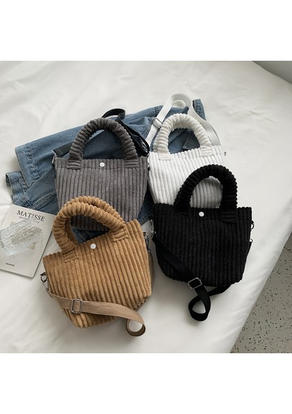 Siyah 2022 Yeni Trend Kız Çanta Moda Kadife Çanta Kadınlar Için Niş Çok Yönlü Kova Omuz Çantaları Kadın Düğme Crossbody Çanta (Yurt Dışından) modelleri