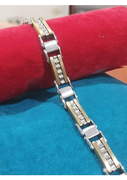 Çelik Bileklik