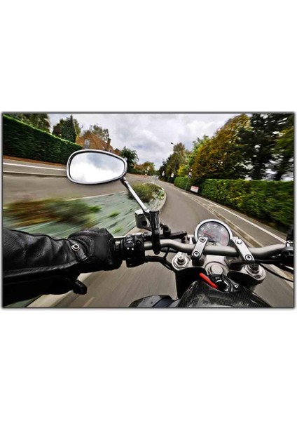 Motorcu Kaskından Şehir Yolu Kanvas Tablo