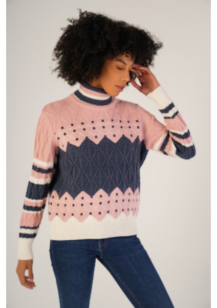 Kadın Kemik Jakarlı Saç Yürütme Desenli Balıkçı Yaka Yün Kazak TRIST-6152 fiyatları