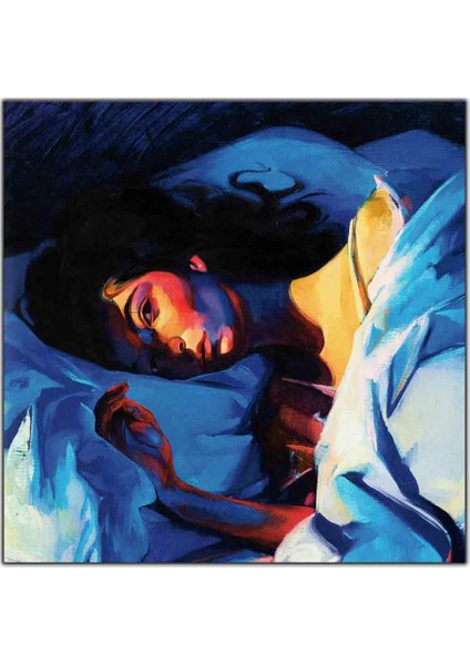 Yataktaki Siyah Saçlı Kadın Kanvas Tablo