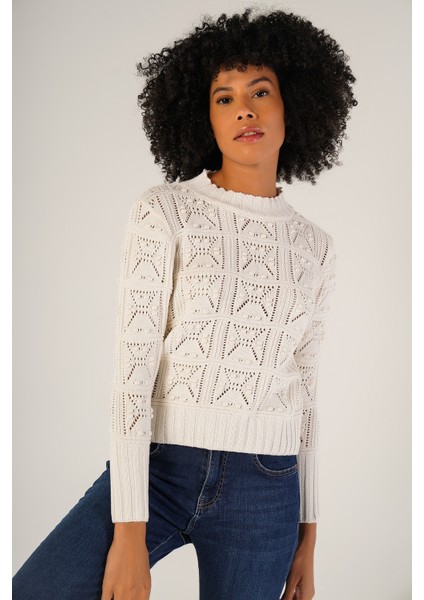 Kadın Ekru Pon Pon Desenli Ajurlu Bisiklet Yaka %100 Pamuk Kazak TRIST-6153 fiyatları