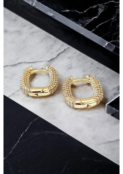 Zirkon Taşlı Altın Kare Küpe | Anti-Alerjik ve Kararmaz fiyatları