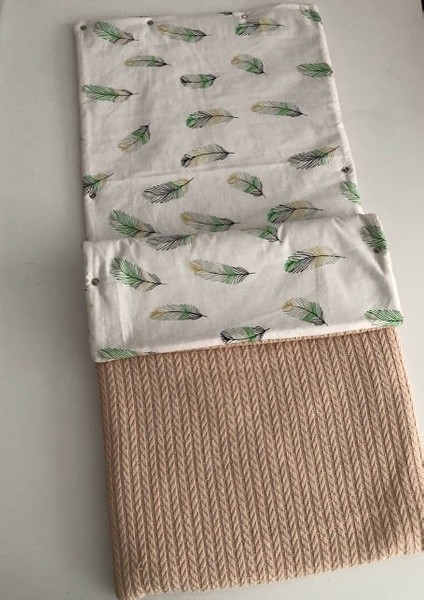 Bej Örgü Yeşil Tüy Poplin Şapkalı Kundak
