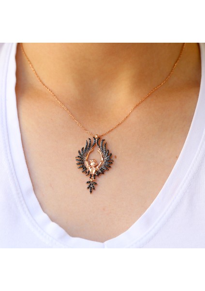 Siyah Taşlı Arkası Dönük Kadın Gümüş Kolye modelleri