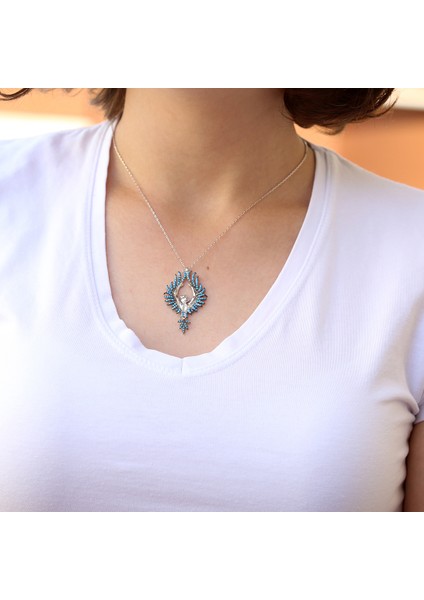 Turkuaz Taşlı Arkası Dönük Kadın Gümüş Kolye fırsatları