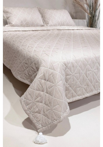 Stella Bej Çift Kişilik Baklava Desenli Yatak Örtüsü 230x250 2 Yastık 50x70 5029 fırsatları