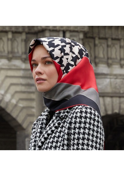 Trend Twill Eşarp Siyah Kırmızı Kaz Ayağı Desenli