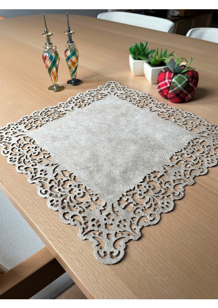 Bej (Koyu Krem) Süet Kumaş Kare Amerikan Servis Takımı Supla 6'Lı 35 x 35 cm