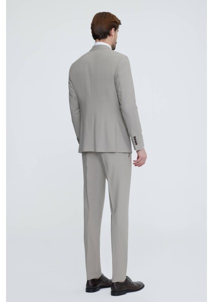 Erkek Bej Sivri Yaka Slim Fit Yelekli Takım Elbise indirimleri