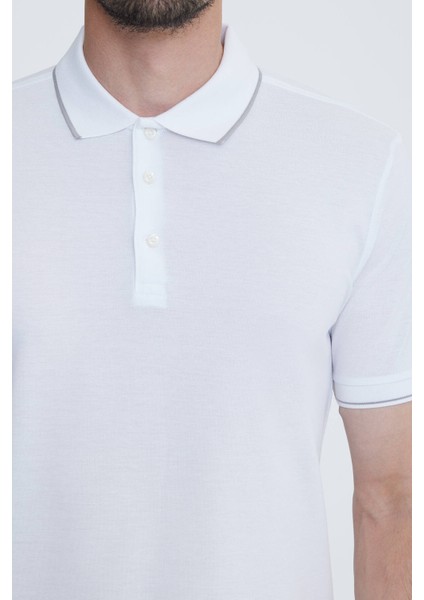Erkek Beyaz Polo Yaka T-shirt indirimleri