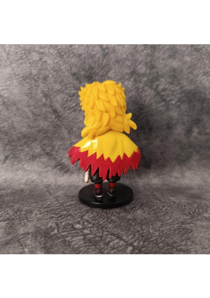 Anime Figür Demon Slayer Kyojuro Rengoku 9 cm Karakter Figür Oyuncak Biblo modelleri