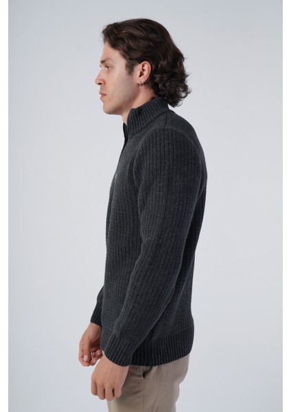 Erkek Antrasit Zikzak Yürütmeli Dik Yaka Kısa Fermuarlı Triko Yün Kazak TRIST-5301 fırsatları