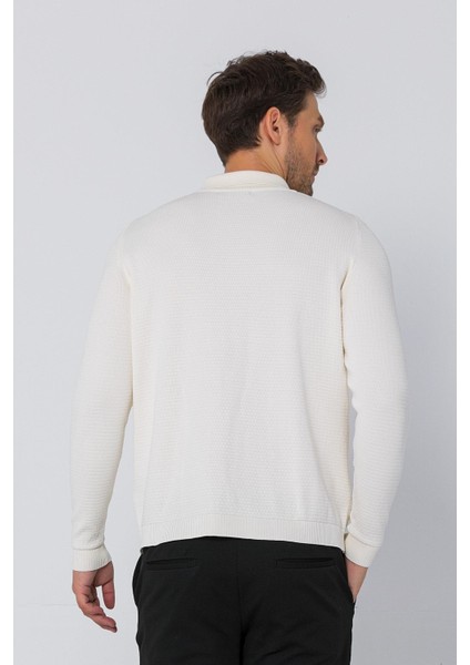 Erkek Regular Fit Düz Renk Polo Yaka Fermuarlı Uzun Kollu Triko Kazak indirimleri