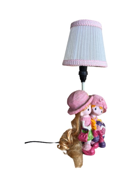 Polyester Gövdeli, Saten ve Dantel Kumaş Şapkalı El Yapımı Bebek Temalı Gece Lambası