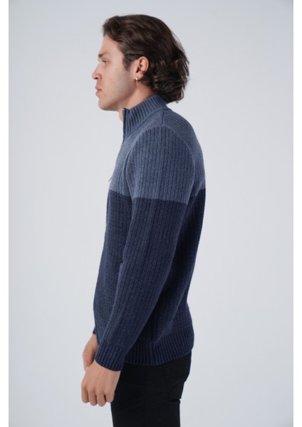 Erkek Lacivert Zikzak Yürütmeli Çift Renkli Dik Yaka Fermuarlı Cepli Triko Yün Hırka TRIST-5302 fırsatları