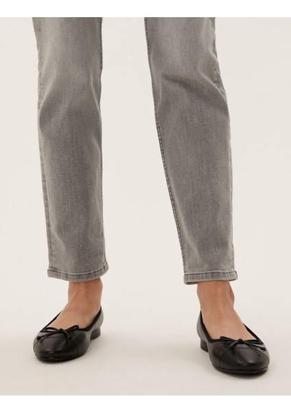 Sienna Straight Leg Jean Pantolon