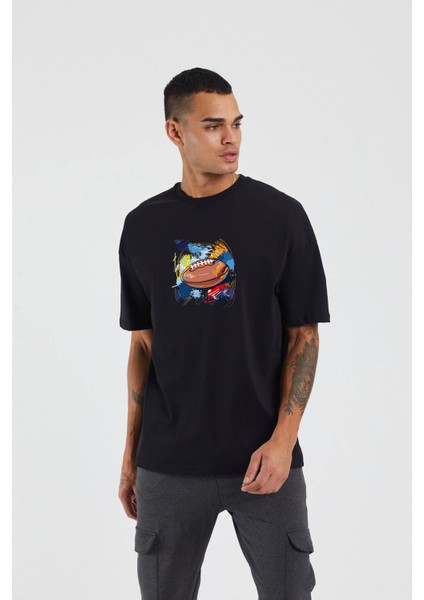 Amerikan Futbol Topu Baskılı Siyah Oversize Tshirt fiyatları
