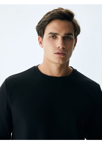 Siyah Sweatshirt fırsatları