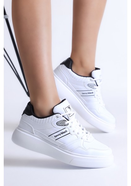Kadın Beyaz Siyah Poli Taban Yanı Şeritli Bağcıklı Sneaker fiyatları
