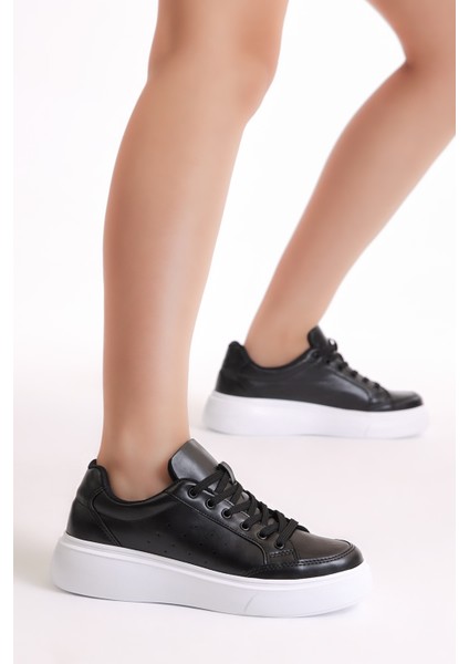 Kadın Siyah Poli Taban Bağcıklı Spor Ayakkabı