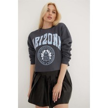 Fashion Friends Baskılı Crop Sweat Antrasit