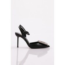 DGN 5066 Kadin Yuvarlak Taş Detayli Topuklu Ayakkabi