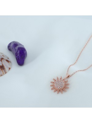 Neva Jewelry 925 Ayar Favori Zirkon Taşlı Güneş  Modelli Gümüş Kolye