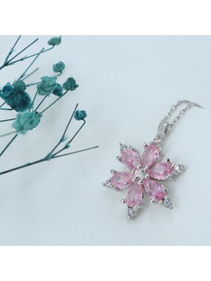 Neva Jewelry 925 Ayar Favori Açık Pembe Lotus Çiçeği Modelli Gümüş Kolye