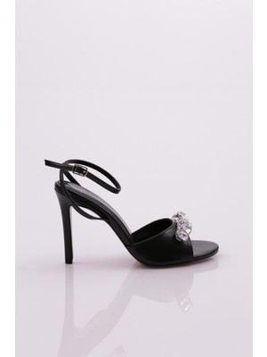 DGN 1065 Kadin Büyük Taşli Topuklu Ayakkabi