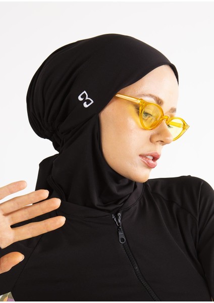 Beyaz Logo Nakışlı Tesettür Bone
