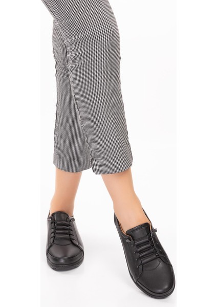 ARTI ARTI AYAKKABI ARTI-ARTI001-2207 Deri Yürüyüş Tabanlı Kadın Siyah Ayakkabı modelleri