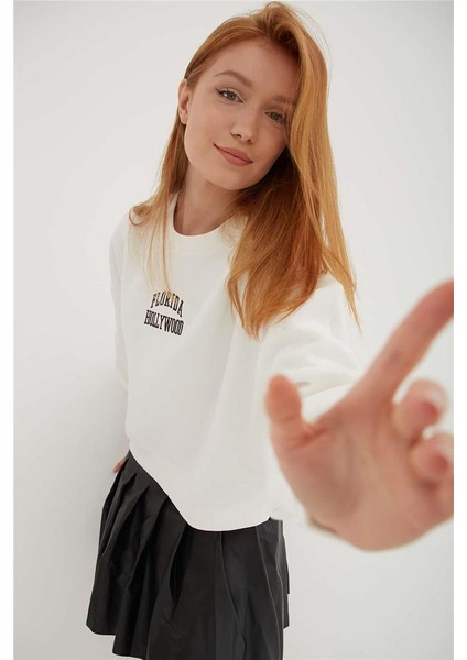 Nakışlı Crop Sweat Ekru