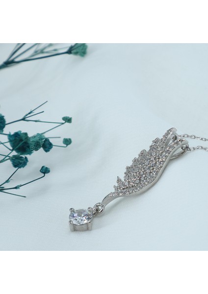 Tektaşlı Kanat Kolye fırsatları