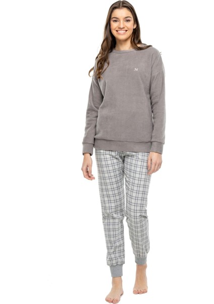 - Kadın Lacivert Yuvarlak Yaka Polarlı Pijama Takımı 3994 fiyatları