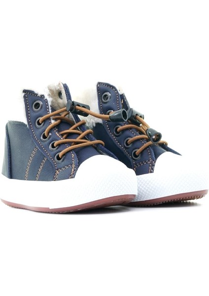 Kuga Çocuk Bot indirimleri