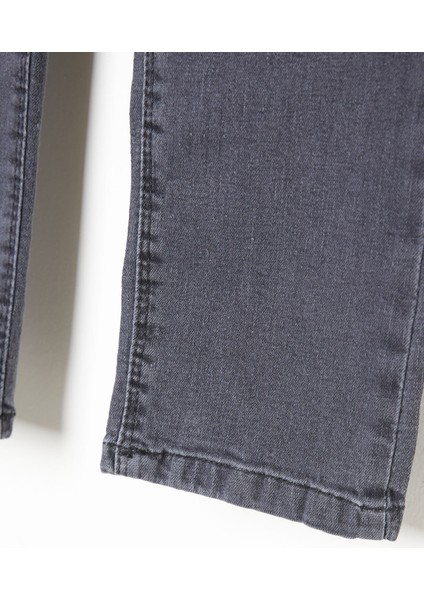 Koyu Gri Dar Paça Erkek Çocuk Jean Pantolon 16222 fırsatları