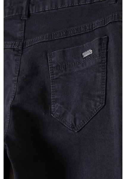 Siyah Desenli Erkek Çocuk Jean Pantolon 16221 modelleri