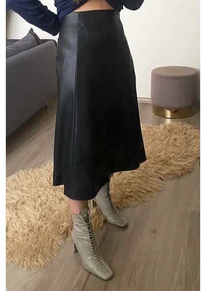 Swarıus Asimetrik Dikim Detaylı Kadın Deri Etek Siyah fiyatları