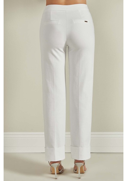 Bol Paça Beyaz Dokuma Pantolon indirimleri