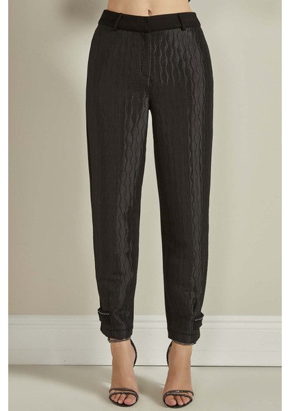 Kapitone Garnili Siyah Örme Pantolon modelleri