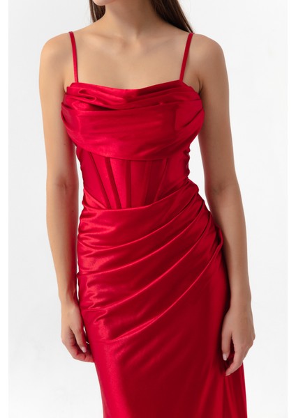 Kadın Kırmızı Balen Korse Detaylı Yırtmaçlı Uzun Abiye Elbise fırsatları