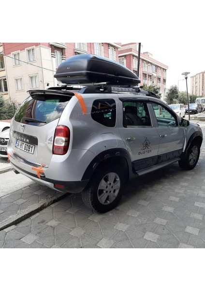 Dacia Duster Çamurluk Dodik Seti Düz Plastik Mat Siyah 2009-2017