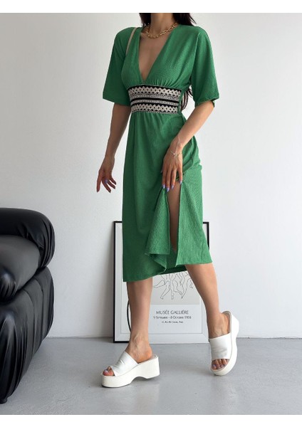 Bürümcük Kumaş Beli Gipe Nakışlı Elbise modelleri