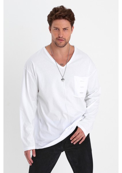 Uzun Kollu Cep Yırtmaç Detaylı V Yaka Süper Oversize T-Shirt
