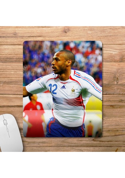 Thierry Henry Bilek Destekli Mousepad Model - 3 fiyatları