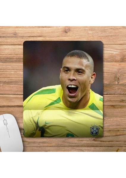 Ronaldo - Brezilyalı Bilek Destekli Mousepad Model - 1 fiyatları
