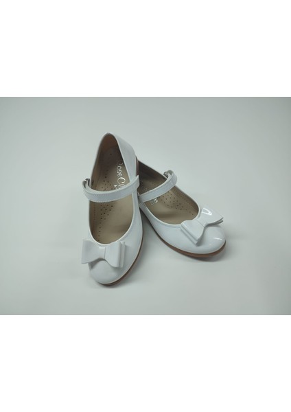 Rose Club Kız Çocuk Beyaz Rugan Babet Ayakkabı Düz Tabanlı Şık Tasarım